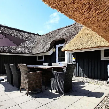 Four-bedroom Holiday In 7 * Blåvand